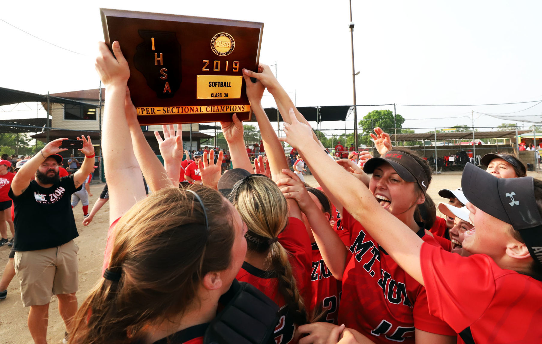 Mount Zion vs Centralia softball 14 6.3.19.jpg